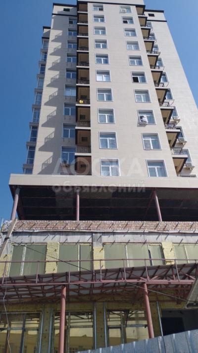 Продаю 1-комнатную квартиру, 47кв. м., этаж - 13/14, Джал 23.