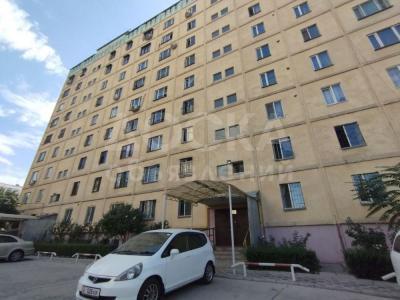 Продаю 2-комнатную квартиру, 46кв. м., этаж - 3/9, Восток 5.