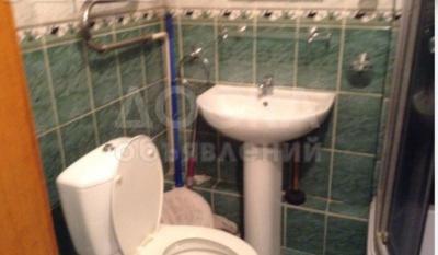 Продаю 2-комнатную квартиру, 43кв. м., этаж - 2/3, Манаса/Киевская.