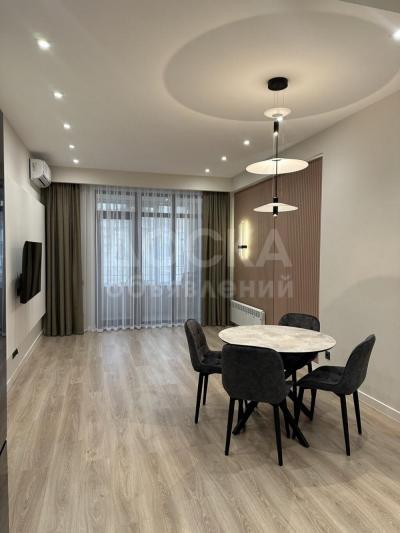 Продаю 2-комнатную квартиру, 68кв. м., этаж - 10/10, советская /магистраль.