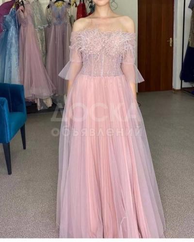 Вечернее платье