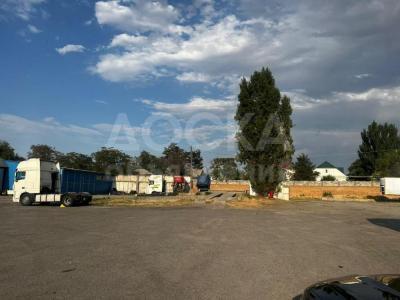 Продаю помещение свободного назначения 1000кв. м., Сокулук.