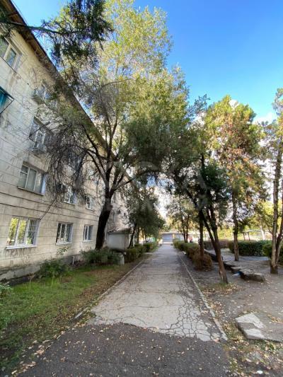 Продаю – 1 комнату в обшежитии коредорного типа
?Адрес :Ахунбаева Чапаева Ахунбаева Чапаева.