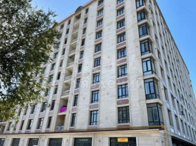 Продаю 1-комнатную квартиру, 57кв. м., этаж - 10/10, мкр. Аламедин-1.