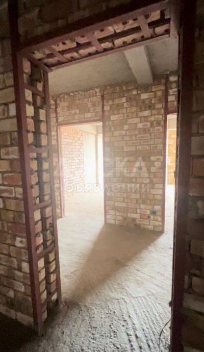 Продаю 2-комнатную квартиру, 57кв. м., этаж - 10/10, мкр. Аламедин-1 (Городок Энергетиков).