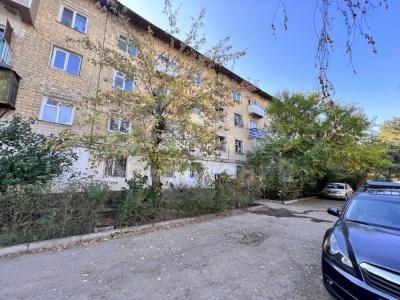 Продаю 1-комнатную квартиру, 30кв. м., этаж - 2/4, Панфилова/Скрябина.