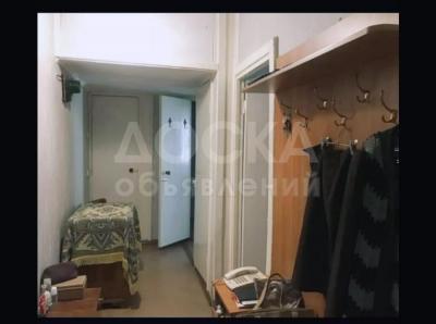 Продаю 2-комнатную квартиру, 48кв. м., этаж - 8/9, гоголя токтогула.