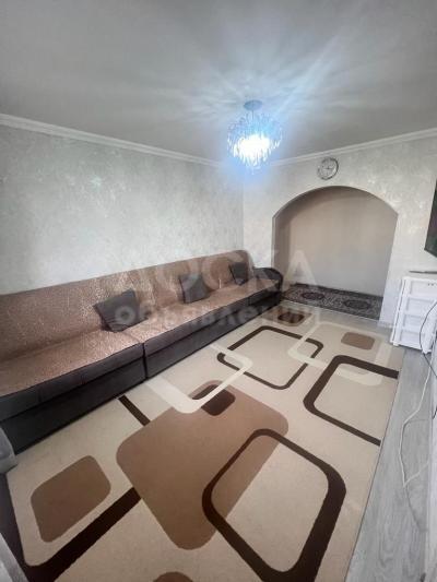 Продаю 3-комнатную квартиру, 58кв. м., этаж - 2/4, 4 мкр.