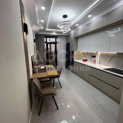 Продаю 2-комнатную квартиру, 87кв. м., этаж - 10/12, 12 мкр.