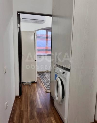 Продаю 1-комнатную квартиру, 45кв. м., этаж - 6/9, Солнечный мкр.