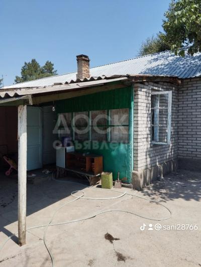 Продаю дом 4-ком. 70кв. м., этаж-1, 12-сот., стена кирпич, с. Заречное.