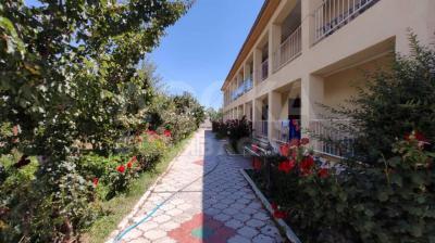 Продаю дом 16-ком. 208кв. м., этаж-2, 8-сот., стена кирпич, с.Чон-Сары-Ой.