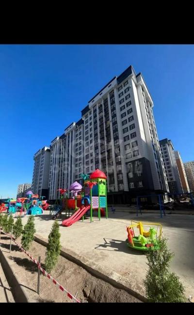 Продаю 1-комнатную квартиру, 42кв. м., этаж - 6/14, Ахунбаева/ Тыналиева .