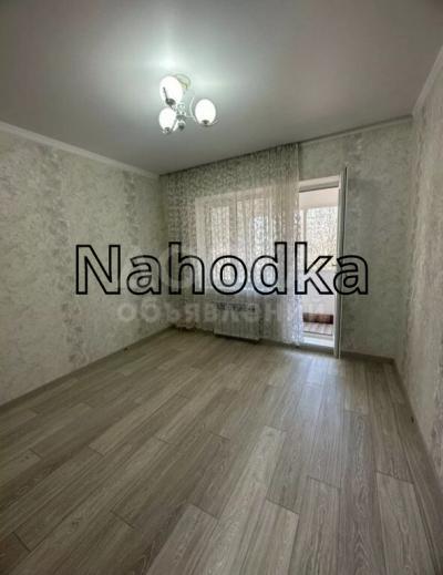 Продаю 3-комнатную квартиру, 62кв. м., этаж - 3/5, мкр. "Аламедин-1".