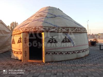 Аренда Юрт с полом, 
+газон 
+Столы
+Стулья
+Скамейки
+Казан
+Титан
+Освещение
+Посуда
Доставка,установка бесплатно в любое время суток
24/7