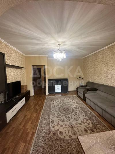 Продаю 2-комнатную квартиру, 60кв. м., этаж - 3/7, район филармонии, чуй исанова.