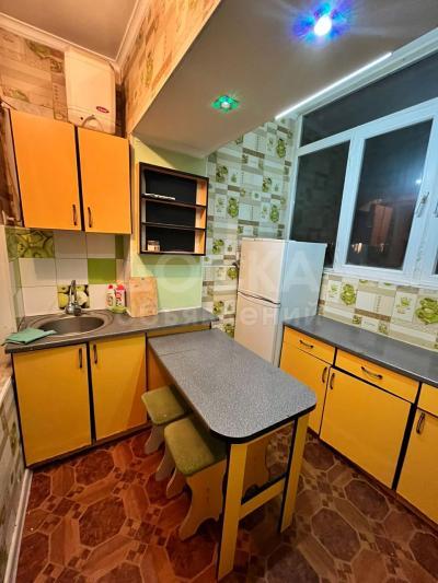 Продаю 2-комнатную квартиру, 36кв. м., этаж - 2/2, район шоро.