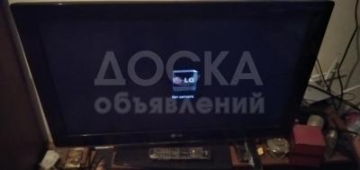 Телевизор "LG 32LK330" 32 дюйма, в отличном состоянии