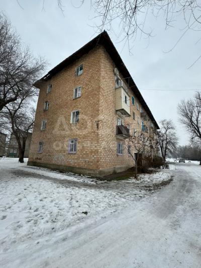 Продаю 3-комнатную квартиру, 58кв. м., этаж - 3/4, Аламудунский район село Бирдик.