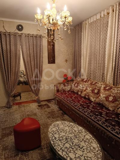 Продаю дом 4-ком. 63кв. м., этаж-1, 8-сот., стена кирпич, с. Чуй..