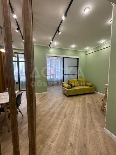 Продаю 2-комнатную квартиру, 50кв. м., этаж - 4/16, С.Батора  / Магистраль.