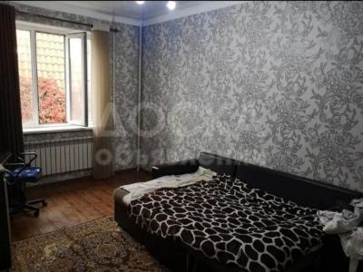 Продаю 1-комнатную квартиру, 35кв. м., этаж - 2/3, Исанова/Куренкеева .