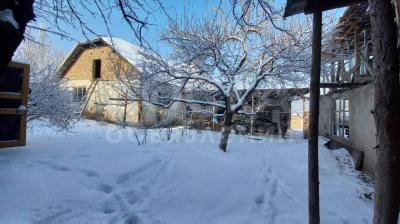 Продаю дом 4-ком. 89кв. м., этаж-1, 6-сот., стена кирпич, Кожобергенова 154.