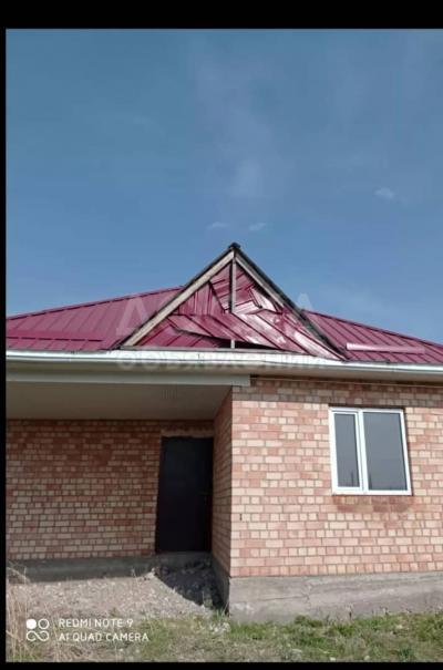 Продаю дом 3-ком. 44кв. м., этаж-1, 4-сот., стена кирпич, Ак-Ордо 3.