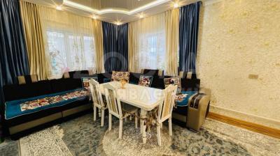 Продаю дом 5-ком. 165кв. м., этаж-2, 3-сот., стена кирпич, Ак-Босого.