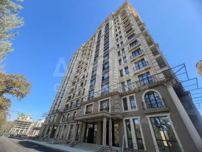 Продаю 4-комнатную квартиру, 180кв. м., этаж - 2/14, Пр.Мира/ Магистраль.