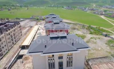 Продаю 4-комнатную квартиру, 205кв. м., этаж - 1/4, мкр Асанбай .