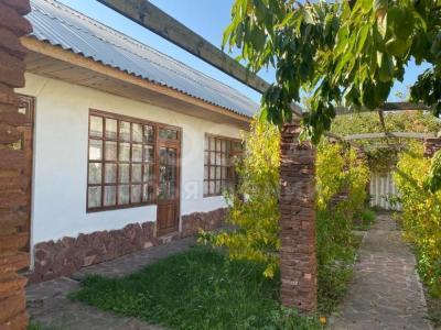 Продаю дом 4-ком. 58кв. м., этаж-1, 6-сот., стена кирпич, г. Чолпон-Ата.