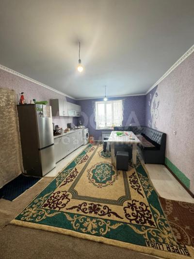 Продаю дом 4-ком. 100кв. м., этаж-1, 4-сот., стена саман, ала-тоо 3.