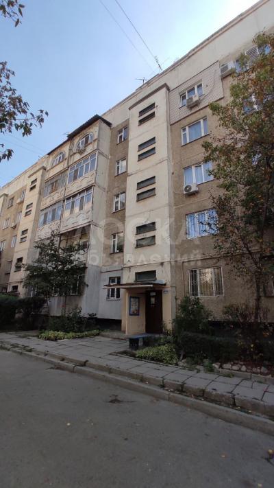 Продаю 1-комнатную квартиру, 35кв. м., этаж - 5/5, Фучика/Киевская.