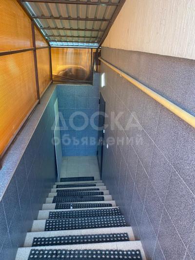 Продаю здание 190кв. м., Ахунбаева/Бакаева За .