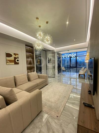 Продаю 3-комнатную квартиру, 126.7кв. м., этаж - 4/9, Логвиненко/Фрунзе.