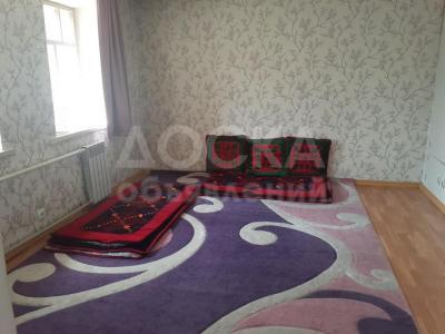 Продаю дом 2-ком. 41кв. м., этаж-1, 2-сот., стена саман, Пишпек.