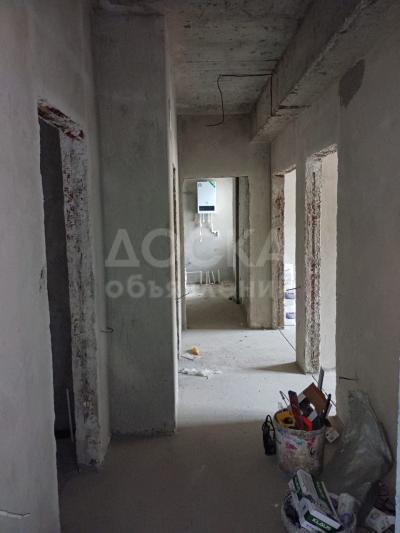 Продаю 2-комнатную квартиру, 58кв. м., этаж - 12/14, Джал-15 Ахунбаева.