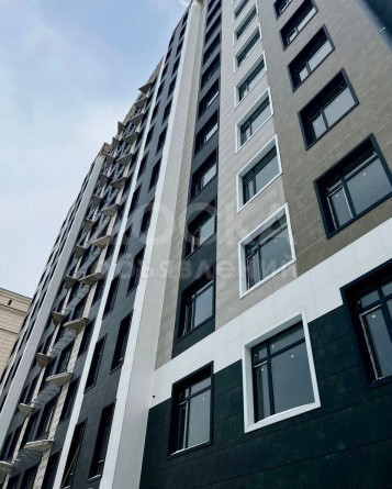 Продаю 1-комнатную квартиру, 41кв. м., этаж - 10/13, Боконбаева/Уметалиева.