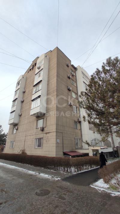 Продаю 3-комнатную квартиру, 137кв. м., этаж - 3/6, Исанова/Московская.