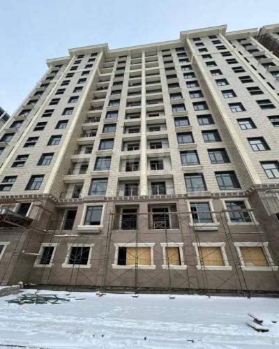 Продаю 2-комнатную квартиру, 62кв. м., этаж - 5/14, Манаса-выще Магистрали Жк Делюкс Ихлас.