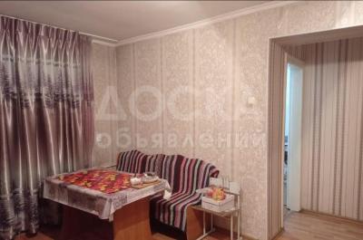 Продаю 1-комнатную квартиру, 27кв. м., этаж - 2/2, Аламединский район.