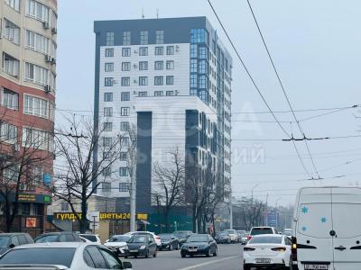 Продаю 2-комнатную квартиру, 70кв. м., этаж - 10/12, Политех.