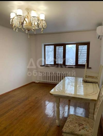 Продаю 3-комнатную квартиру, 80кв. м., этаж - 4/5, Дзержинка -Жумабек.