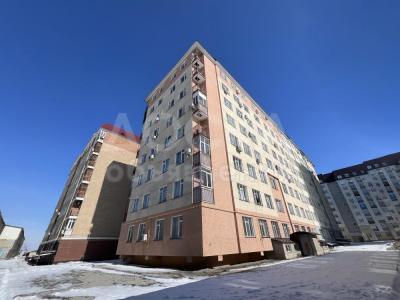 Продаю 1-комнатную квартиру, 43кв. м., этаж - 1/9, Исакеева 18.