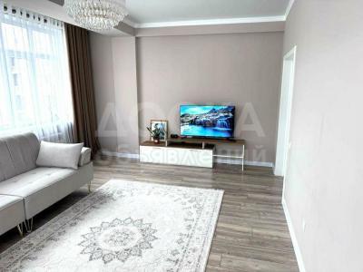 Продаю 2-комнатную квартиру, 68кв. м., этаж - 8/12, Магистраль.