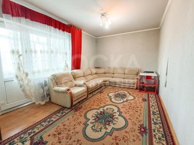 Продаю 2-комнатную квартиру, 54кв. м., этаж - 9/9, Юг-2.