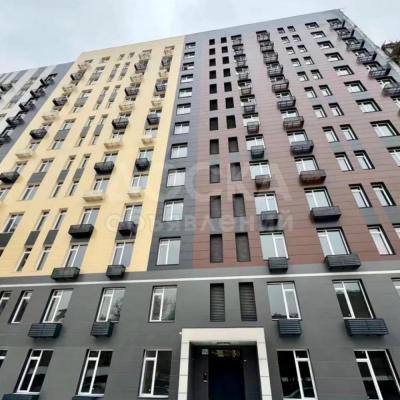 Продаю 2-комнатную квартиру, 81кв. м., этаж - 13/14, Алматинка Горького Гор.Гаи.