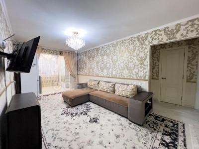 Продаю 3-комнатную квартиру, 63кв. м., этаж - 2/4, 11мкр.