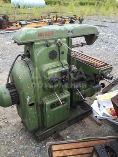 Станок горизонтальный фрезерный консольный 6М82.